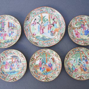 A Chinese Canton Mandarin famille rose 34-piece tea service, Daoguang — photo 13