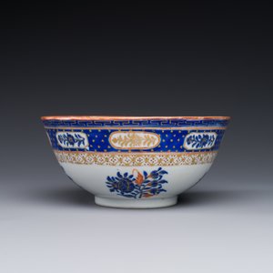 A Chinese Canton polychrome decorated bowl for the Islamic market, 19th C. — 照片 4