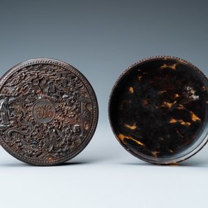 A Chinese Canton tortoise veneer covered box, 19th C. — 照片 4