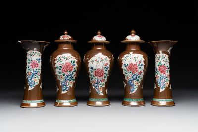 A Chinese capucin-brown-ground famille rose garniture of five vases with floral design, Qianlong
