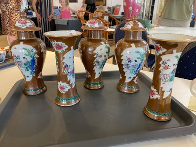 A Chinese capucin-brown-ground famille rose garniture of five vases with 'Xi Xiang Ji' design, Yongzheng — photo 1