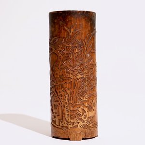 A Chinese carved and inscribed bamboo brush pot, 19/20th C. — photo 1