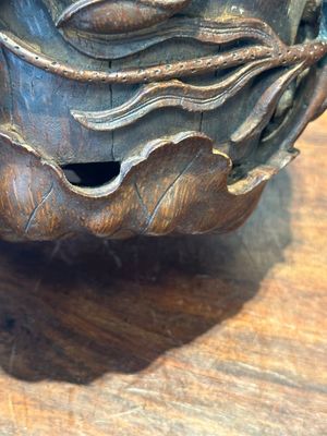 A Chinese carved bamboo 'lotus' libation cup, 17/18th C. — 照片 8