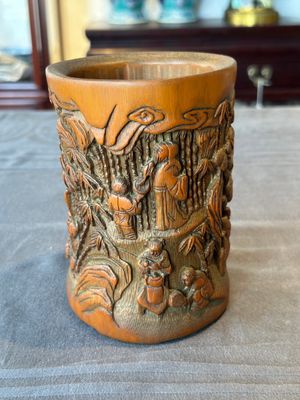 A Chinese carved bamboo 'Seven Sages of the Bamboo Grove' brush pot, 19th C. — 照片 4