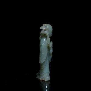 A Chinese carved celadon jade 'immortal' figure on wooden stand, Qing — 照片 6