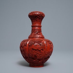 A Chinese carved cinnabar lacquer bottle vase, 19/20th C. — photo 6
