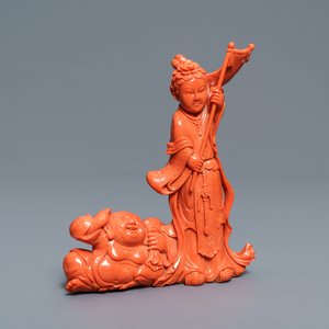 A Chinese carved coral group with a laughing Buddha, Republic, 20th C. — 照片 7
