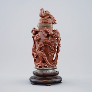 A Chinese carved goldstone vase and cover with bronze mount by Maquet, Paris, 19/20th C. — photo 3