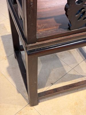 A Chinese carved hongmu armchair, 19th C. — foto 15