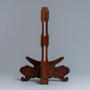 A Chinese carved hongmu dish stand, Qing — photo 3