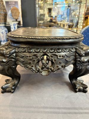 A Chinese carved hongmu stand, Canton 19th C. — 照片 18