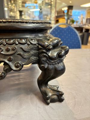 A Chinese carved hongmu stand, Canton 19th C. — 照片 10