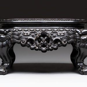 A Chinese carved hongmu stand, Canton 19th C. — 照片 2