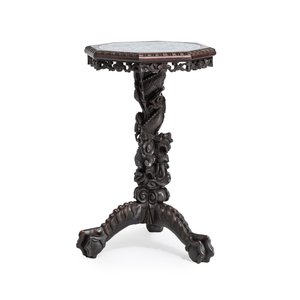 A Chinese carved hongmu table with a blue and white 'Dragons' plaque — photo 4