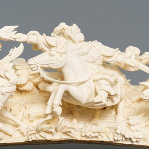 A Chinese carved ivory group with warriors on horseback, 2nd quarter 20th C. — 照片 8
