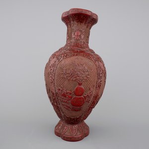 A Chinese carved lacquer vase with a gilt Qianlong mark, 18th C. — photo 2