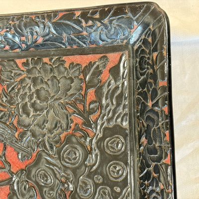 A Chinese carved red and black cinnabar lacquer square tray — photo 5