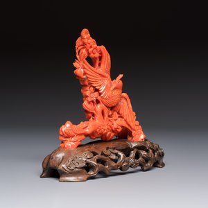 A Chinese carved red coral 'Birds and Flowers' group on a wooden stand, 19/20th C. — photo 9