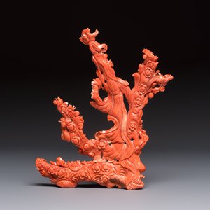 A Chinese carved red coral 'Goddess and Boy' group, 19/20th C. — 照片 3