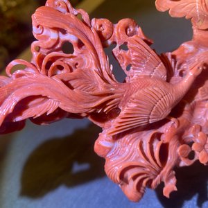 A Chinese carved red coral 'Guanyin' group, 19/20th C. — 照片 30
