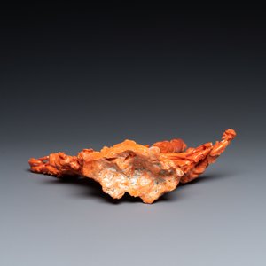 A Chinese carved red coral 'Guanyin' group, 19/20th C. — 照片 6