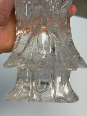 A Chinese carved rock crystal Guanyin, 20th C. — 照片 10