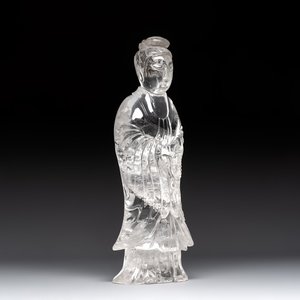 A Chinese carved rock crystal Guanyin, 20th C. — 照片 1