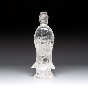 A Chinese carved rock crystal Guanyin, 20th C. — 照片 4