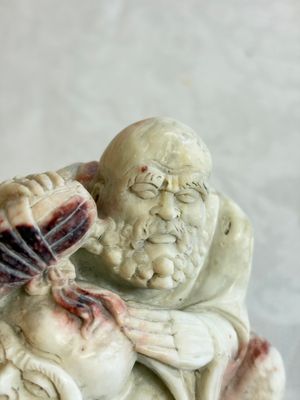 A Chinese carved soapstone 'Luohan' group on a wooden stand, Republic — 照片 6