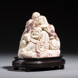 A Chinese carved soapstone 'Luohan' group on a wooden stand, Republic — 照片 1