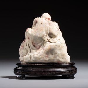 A Chinese carved soapstone 'Luohan' group on a wooden stand, Republic — 照片 4