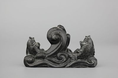 A Chinese carved stone brush rest, 19/20th C.
