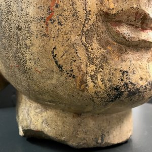 A Chinese carved stone head of Buddha with traces of gilding and polychromy, Ming — photo 10