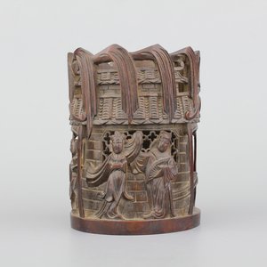 A Chinese carved wood brush pot, 19/20th C. — 照片 1