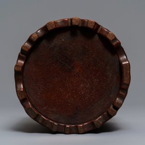 A Chinese carved wood 'magnolia' brush pot, prob. Qing — 照片 6