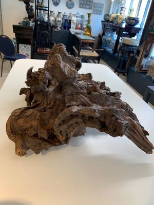 A Chinese carved wooden group and a natural root sculpture, 20th C. — photo 8
