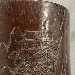 A Chinese carved zitan wood brush pot with a mountainous landscape, 17/18th C. — photo 31