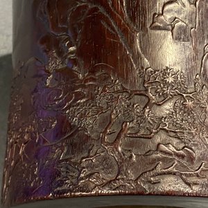 A Chinese carved zitan wood brush pot with a mountainous landscape, 17/18th C. — 照片 19