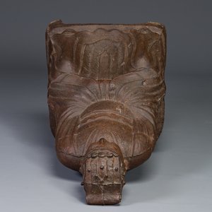 A Chinese cast iron figure of a dignitary, dated 1722 — 照片 5