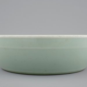 A Chinese celadon brushwasher, Qianlong mark and of the period — photo 6