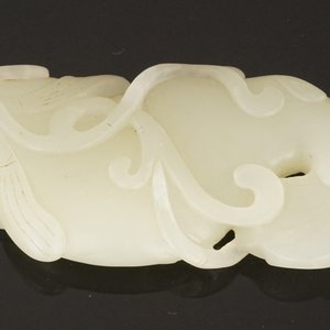 A Chinese celadon carved jade fish, Qing dynasty — 照片 3