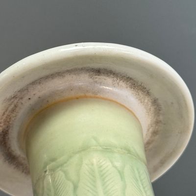 A Chinese celadon-glazed incised 'Yuhuchunping' vase with lotus scroll design — photo 9