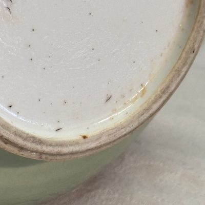 A Chinese celadon-glazed incised 'Yuhuchunping' vase with lotus scroll design — photo 14