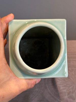 A Chinese celadon-glazed 'trigrams' 'cong' vase, Guangxu mark and of the period — photo 4