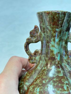 A Chinese celadon-glazed vase and a faux bronze-glazed vase, Qianlong mark, 18/19th C. — photo 9
