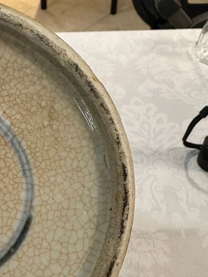 A Chinese celadon-ground blue and white dish and a vase and cover, Chenghua mark, 19th C. — photo 19