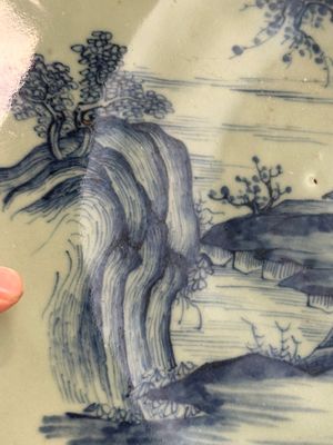 A Chinese celadon-ground blue and white dish and a vase and cover, Chenghua mark, 19th C. — photo 5