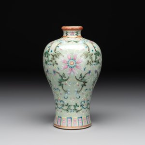 A Chinese celadon-ground famille rose 'meiping' 'flower scroll' vase, Qianlong mark and of the period — photo 4