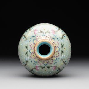 A Chinese celadon-ground famille rose 'meiping' 'flower scroll' vase, Qianlong mark and of the period — photo 5