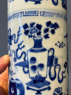 A Chinese celadon-ground slib design 'dragon' vase and Chinese blue and white vase or incense container, 19th C. — 照片 23